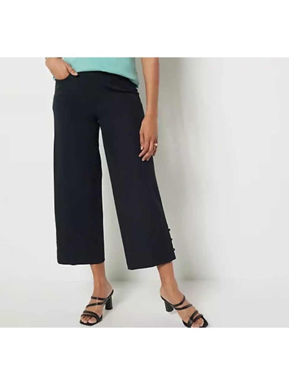 Isaac Mizrahi Live Petite 8P 24/7 Stretch Crop Wide Leg with Buttons Minimal ist
